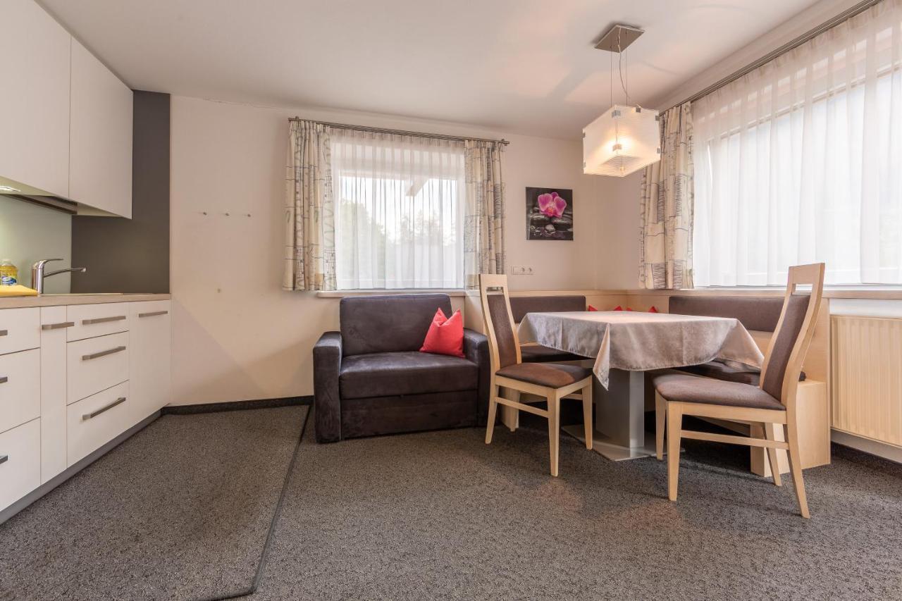 Alpengruss Apartment San Candido Bagian luar foto