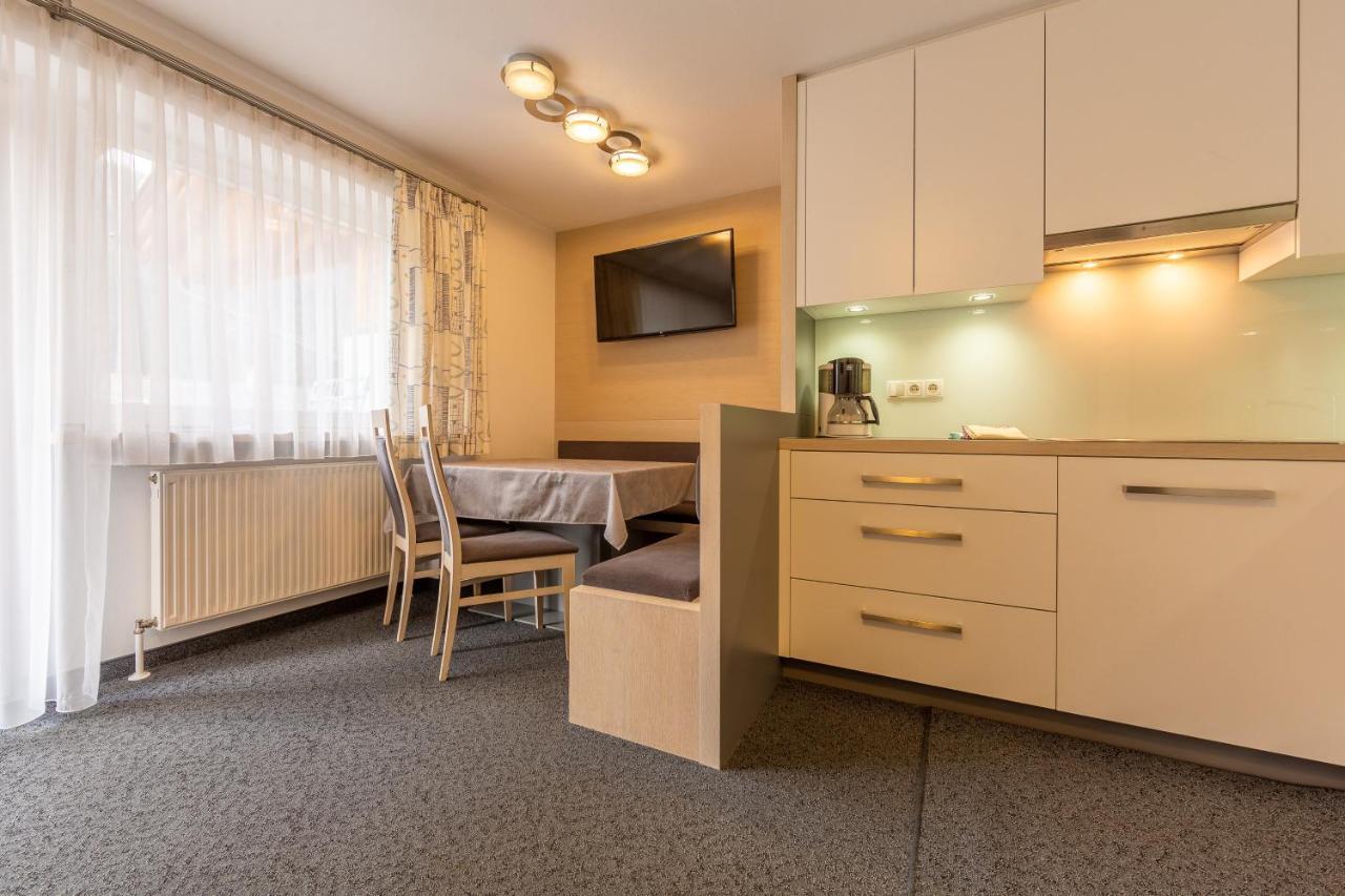 Alpengruss Apartment San Candido Bagian luar foto