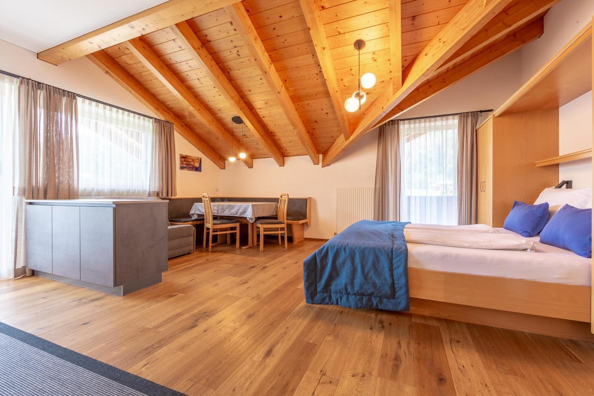 Alpengruss Apartment San Candido Bagian luar foto