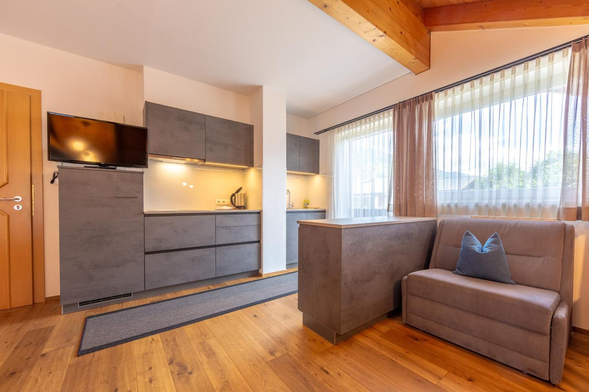 Alpengruss Apartment San Candido Bagian luar foto